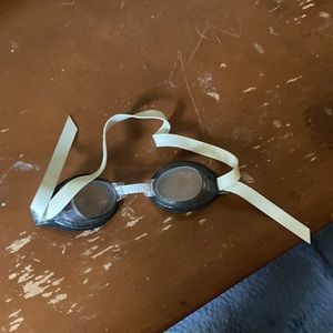 Youth size unisex vintage speedo swimming goggles